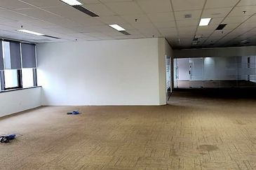 Menara AIA Sentral (formerly Menara Standard Chartered)