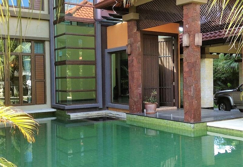 Resort-style Dream Bungalow in Ampang Hilir!!