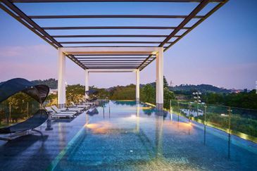 East Residence @ KLGCC