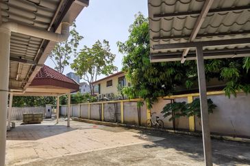 Bungalow @ Damai KLCC with Large Land Size