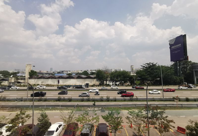 Prime Area, Facing Highway Office & Retail Space