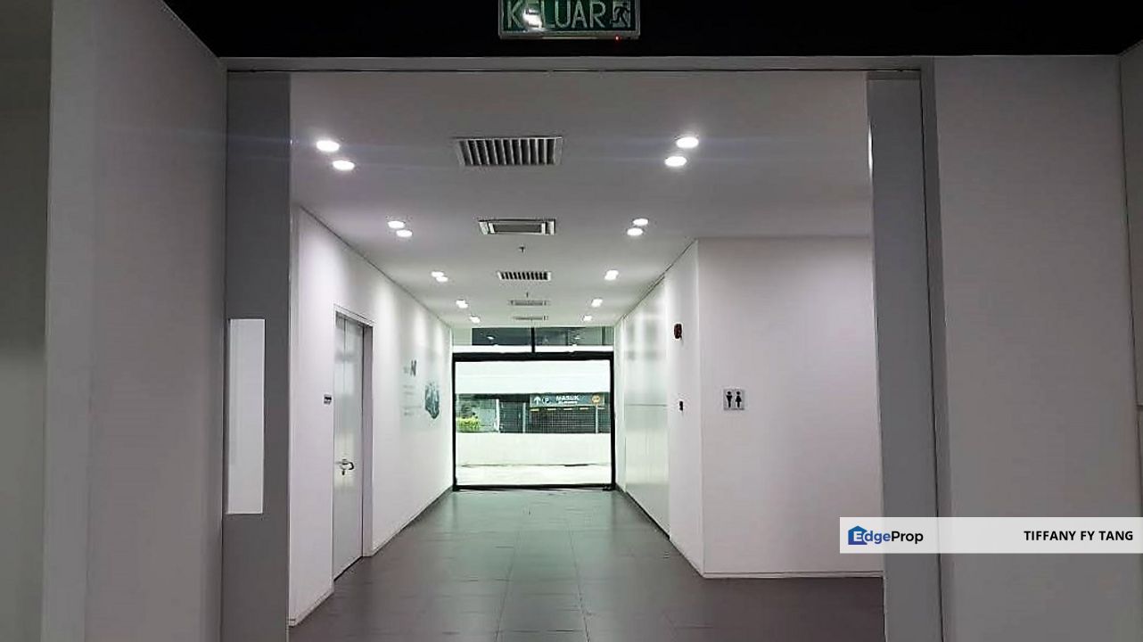 GROUND FLOOR SHOWROOM SPACE @ MENARA TSR , MUTIARA DAMANSARA, Selangor, Mutiara Damansara