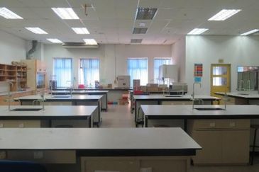 Enbloc  (Fully Fitted) College/ University Building @Subang Jaya, Petaling Jaya (For Rent & Sale)
