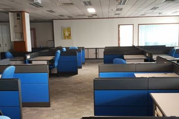 Menara Raja Laut (Menara Eon Bank)