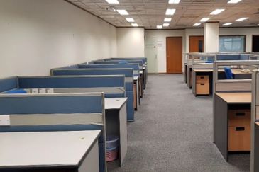 Menara Raja Laut (Menara Eon Bank)