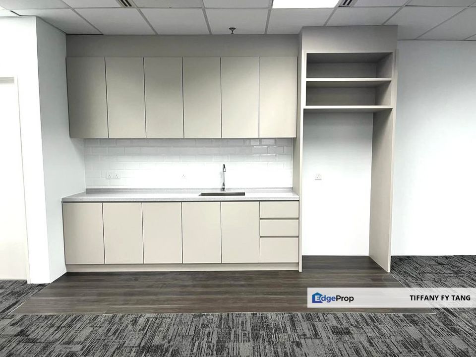Semi Fitted MSC Office in Uptown Damansara, Selangor, Damansara Utama