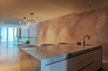 East Residence @ KLGCC