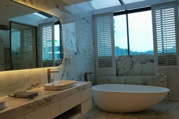 East Residence @ KLGCC