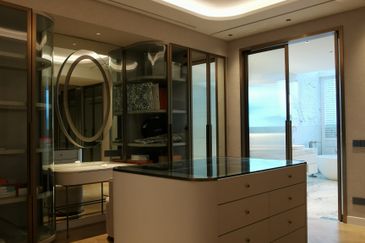 East Residence @ KLGCC