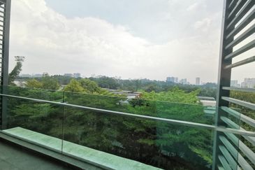 East Residence @ KLGCC