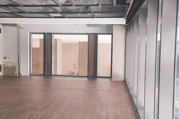 Menara AIA Sentral (formerly Menara Standard Chartered)