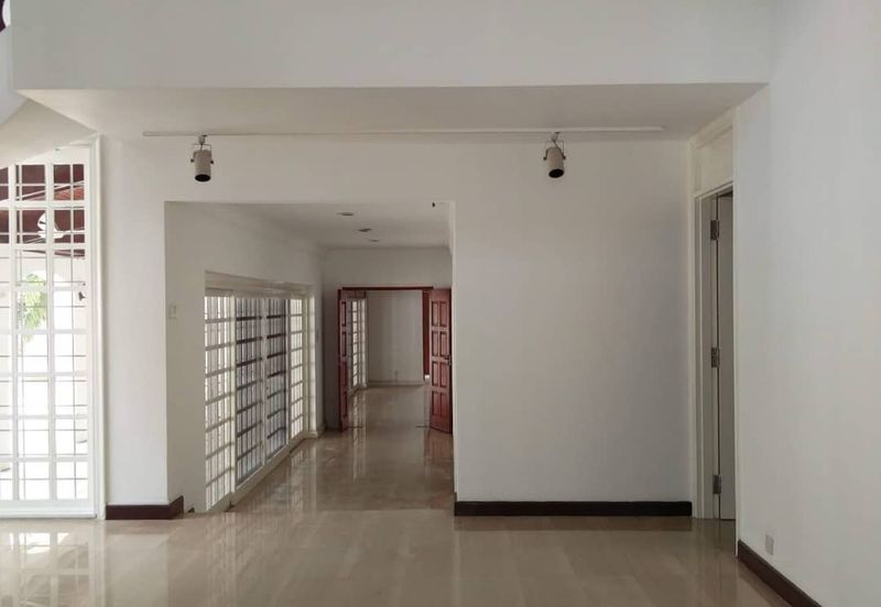 Private Pool Ampang Hilir Bungalow For Rent