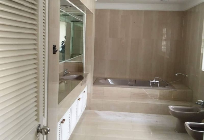 Private Pool Ampang Hilir Bungalow For Rent