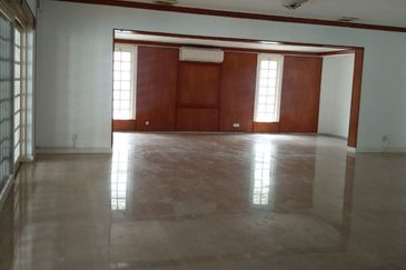 Private Pool Ampang Hilir Bungalow For Rent