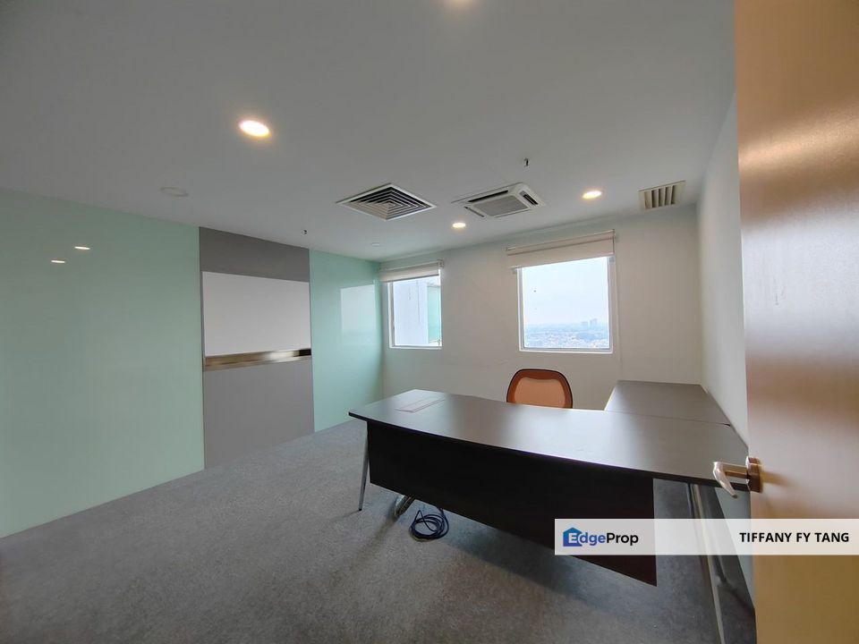 Fully Fitted Penthouse Office @Menara Summit (Must View!), Selangor, USJ