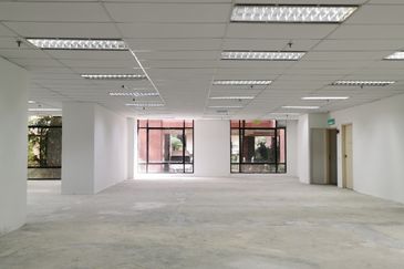 Menara HLX (formerly Menara HLA)