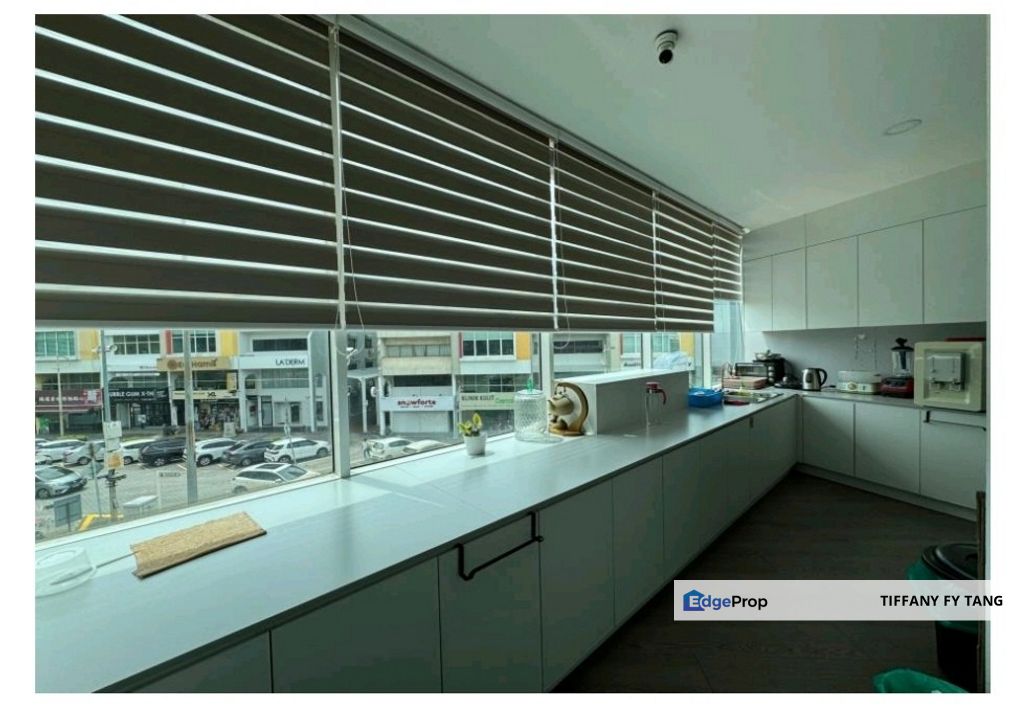 3300 sft Office Uptown, Damansara Utama, Fitted Move-in Ready Office For Rent Office , Selangor, Damansara Utama