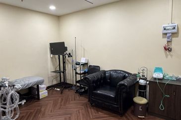 CIMB Hub (Formerly known as Kenanga International)