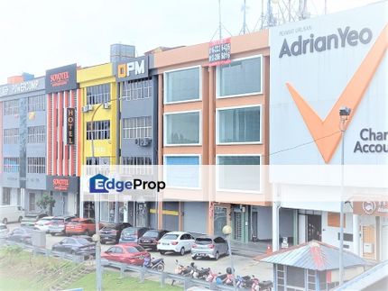 Facing Kelana Jaya LRT Station,  Petaling Jaya, 4 Stroey Shop Office Adjoining Lots To Let, Selangor, Petaling Jaya