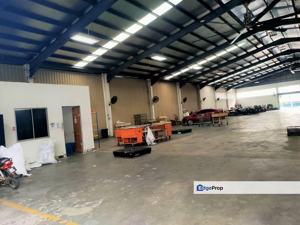 Section 16 Shah Alam Single Storey Factory Warehouse For Rental Rm65
