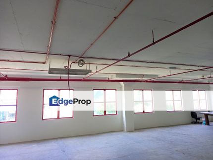 Petaling Jaya. Prime Location Warehouse To Let, Selangor, Petaling Jaya