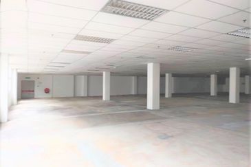 Section 13 (Seksyen 13)