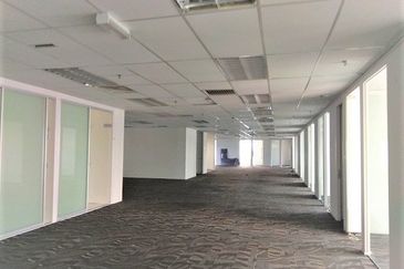 Prime Location Office Corporate Tower