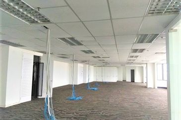 Prime Location Office Corporate Tower