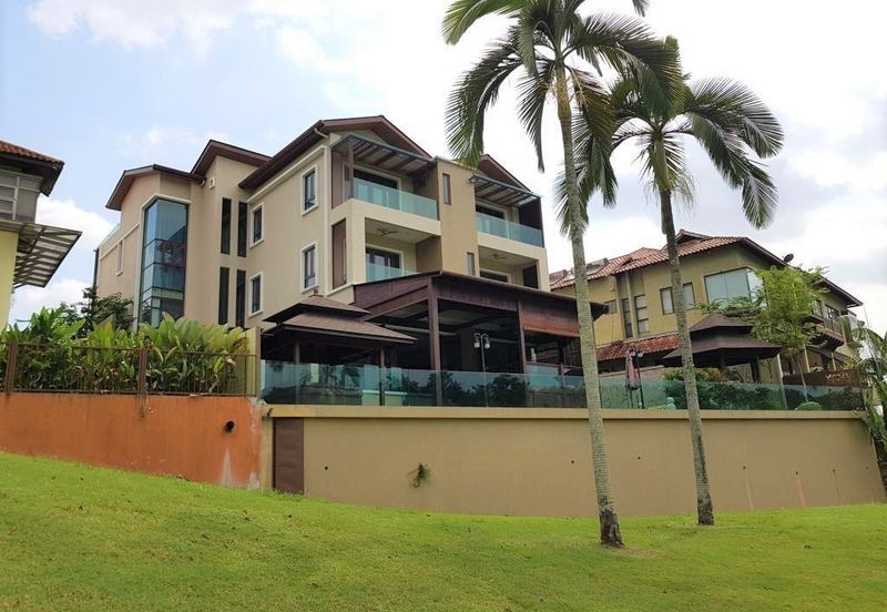 Tropicana Golf & Country Resort