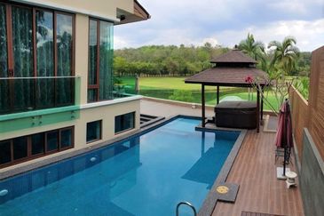 Tropicana Golf & Country Resort