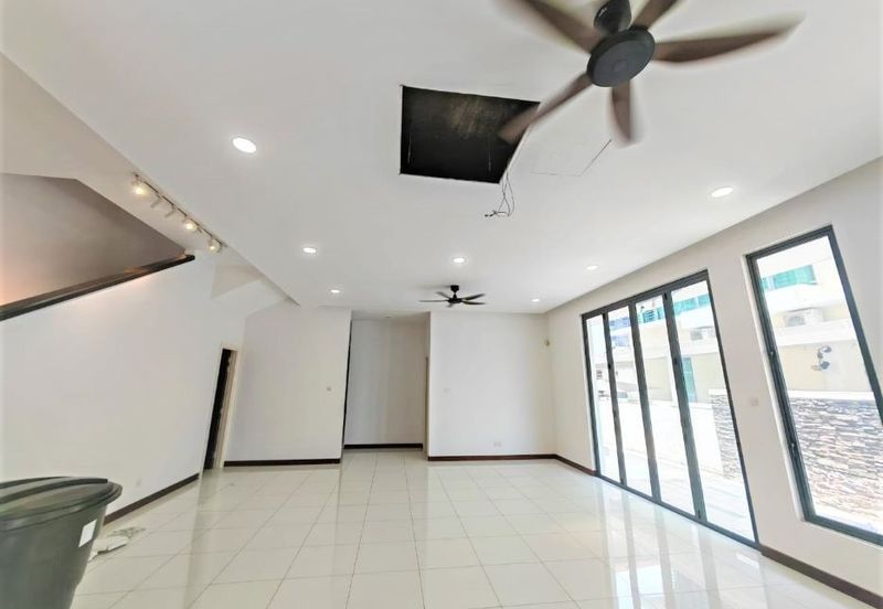 Lukisan @ Alam Impian