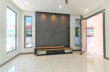 Lukisan @ Alam Impian