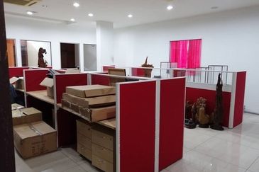 Section 13 (Seksyen 13)