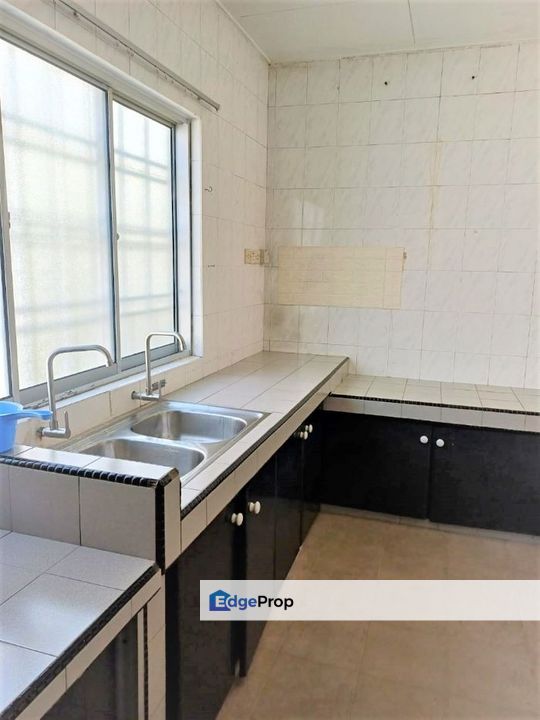 Gasing Indah PJ Freehold End Lot Double Storey Link , Selangor, Petaling Jaya