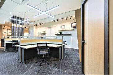 Section 13 (Seksyen 13)