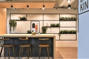 Section 13 (Seksyen 13)