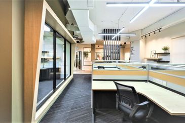 Section 13 (Seksyen 13)