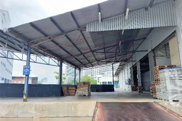 Section 13 (Seksyen 13)