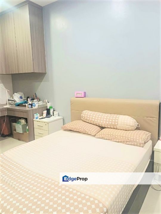 4 Storey Link with Lift, Selangor, Damansara Perdana