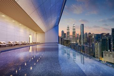 2025 New KLCC Urban Luxury, Premium Facilities, Next to MRT Station, 5 min to Pavilion KL