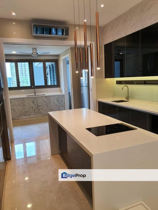 4+2 Rooms, Big Layout Renovated with ID with Private Lift, Kuala Lumpur, Mont Kiara