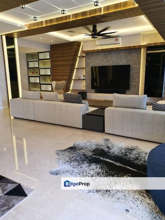 4+2 Rooms, Big Layout Renovated with ID with Private Lift, Kuala Lumpur, Mont Kiara