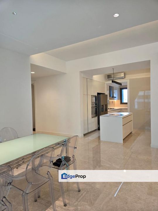 4+2 Rooms, Big Layout Renovated with ID with Private Lift, Kuala Lumpur, Mont Kiara