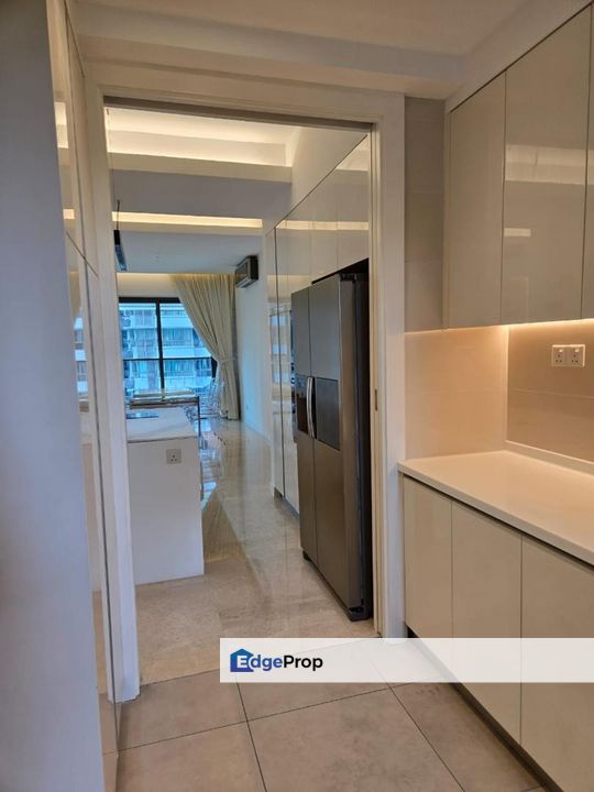 4+2 Rooms, Big Layout Renovated with ID with Private Lift, Kuala Lumpur, Mont Kiara