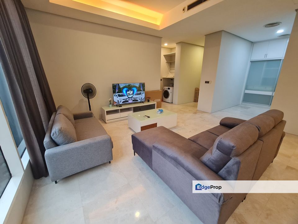 3 mins walking to Pavilion Mall, Kuala Lumpur, KLCC