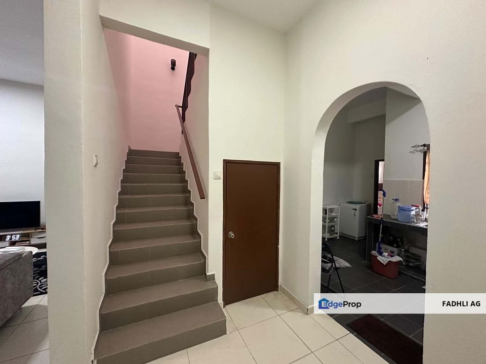 Double Storey Terrace near Taman Kelisa, Jeram, Sungai Buloh [well maintained], Selangor, Jeram