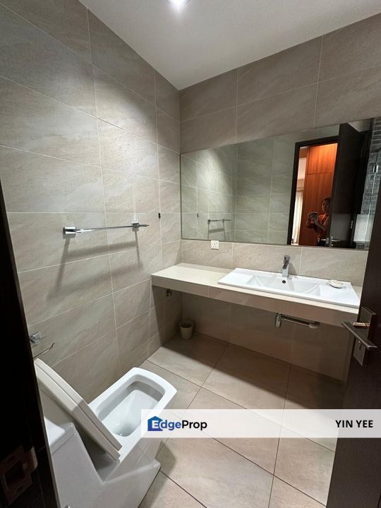 Spacious Gita Bayu Bungalow for Sale, Embrace Serene Living!, Selangor, Seri Kembangan