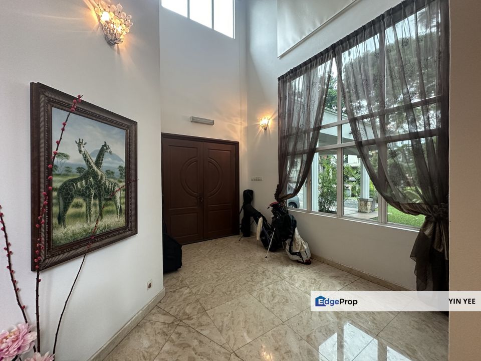 Spacious Living with Lush Greenery in Gita Bayu, Selangor, Seri Kembangan