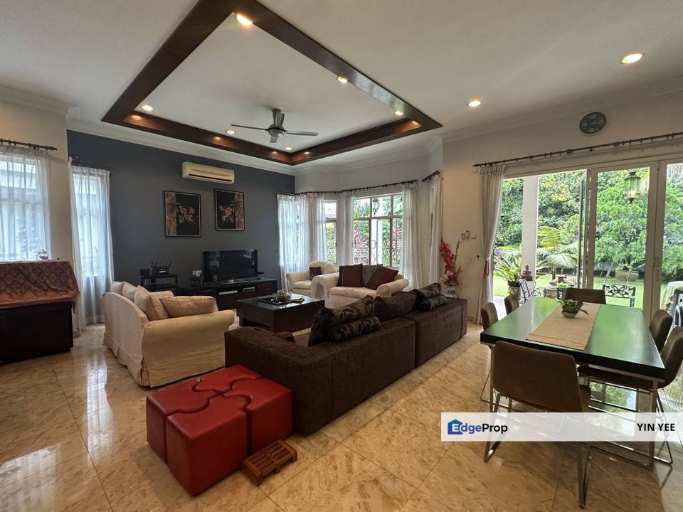 Spacious Living with Lush Greenery in Gita Bayu, Selangor, Seri Kembangan
