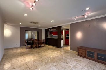 Impiana on the Waterfront